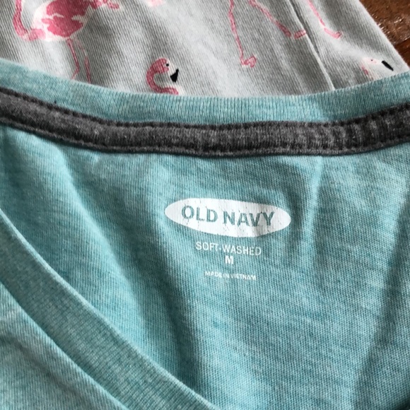 GAP Old Navy Men’s Medium Soft Summer Tee Shirt Tops LOT OF 4 - Picture 7 of 13